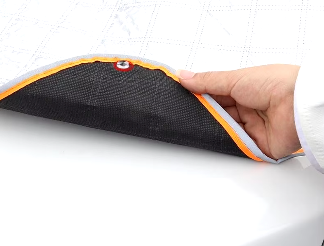 IceShield Pro™ Vindrutsskydd som fästs på sekunder