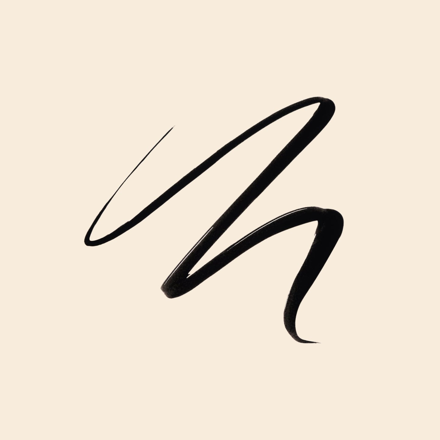 StayLiner™ - Den perfekte eyeliner til langvarig brug!