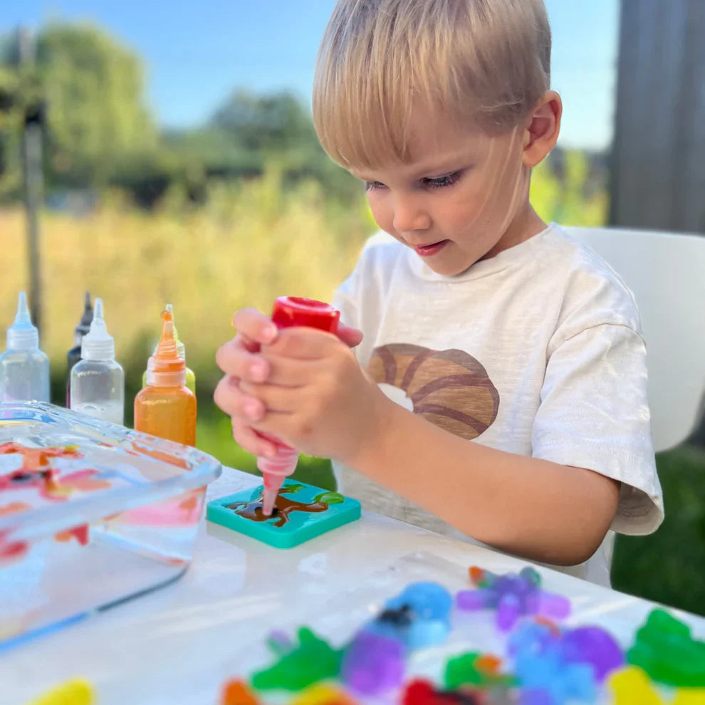 Magisk gel til at skabe vandelver – 4, 8 eller 12 farver (fra 2 år)