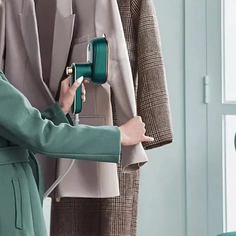 MicroIron™: Bærbart Mini Strygejern til Tøj