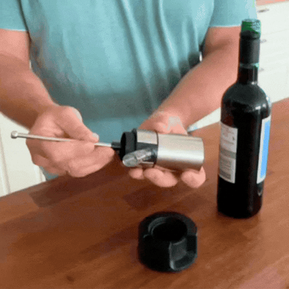 DekantPro™ Vindekanter med Luftning & Pip – Perfekt Hällning, Perfekt Smak