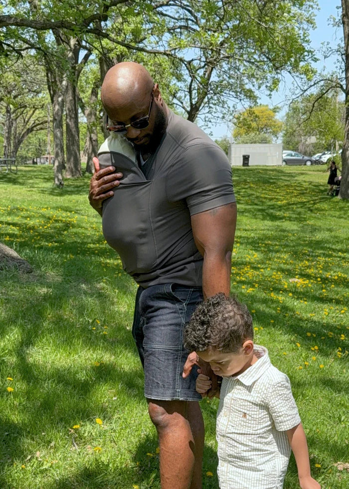 NovaBabyPouch™ - Baby-bindingsskjorte til fædre