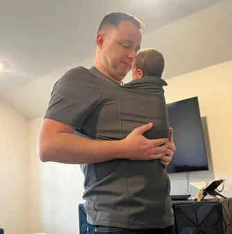 NovaBabyPouch™ - Baby-bindingsskjorte til fædre